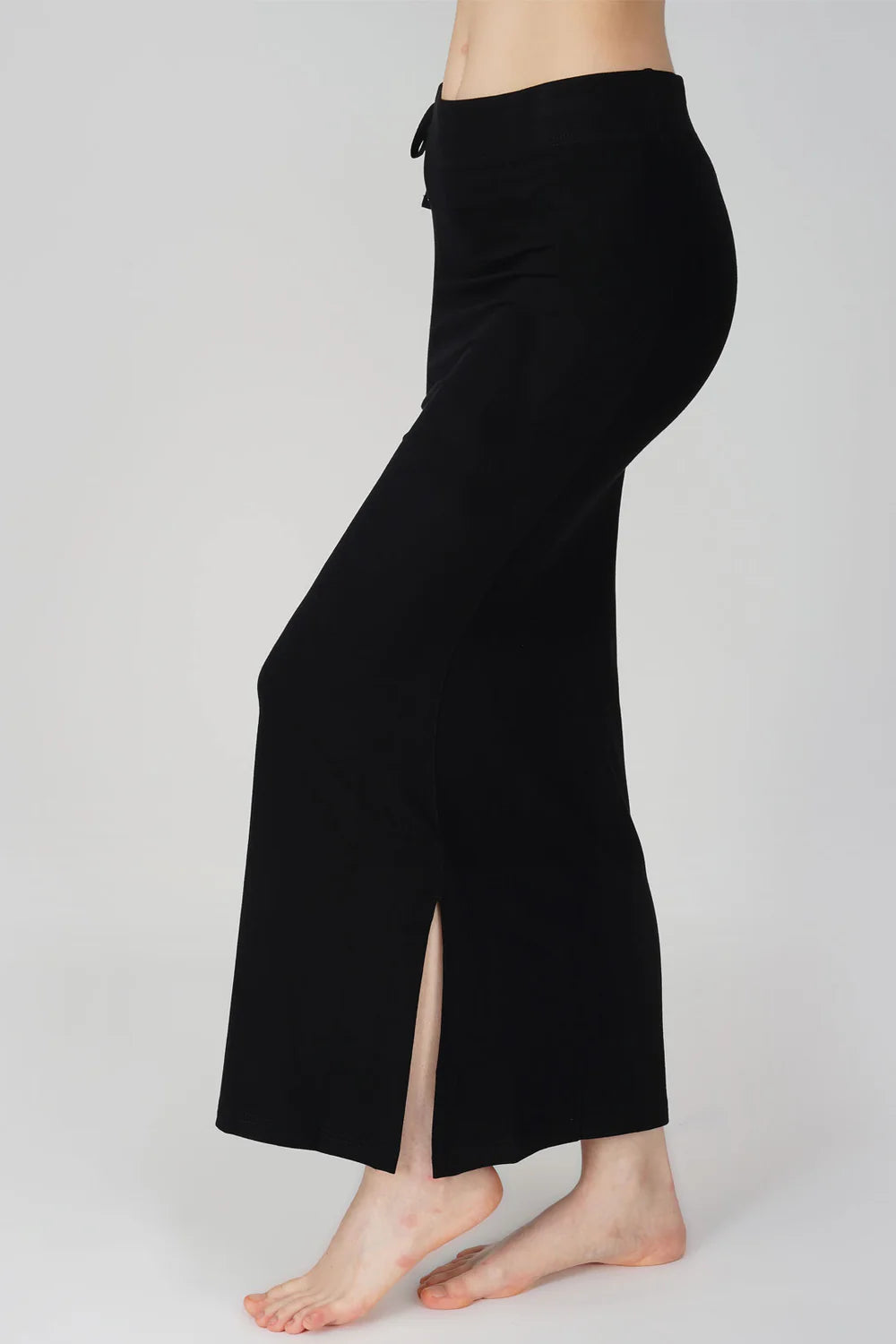 Premium Saree Shapewear for a Smooth & Slim Look