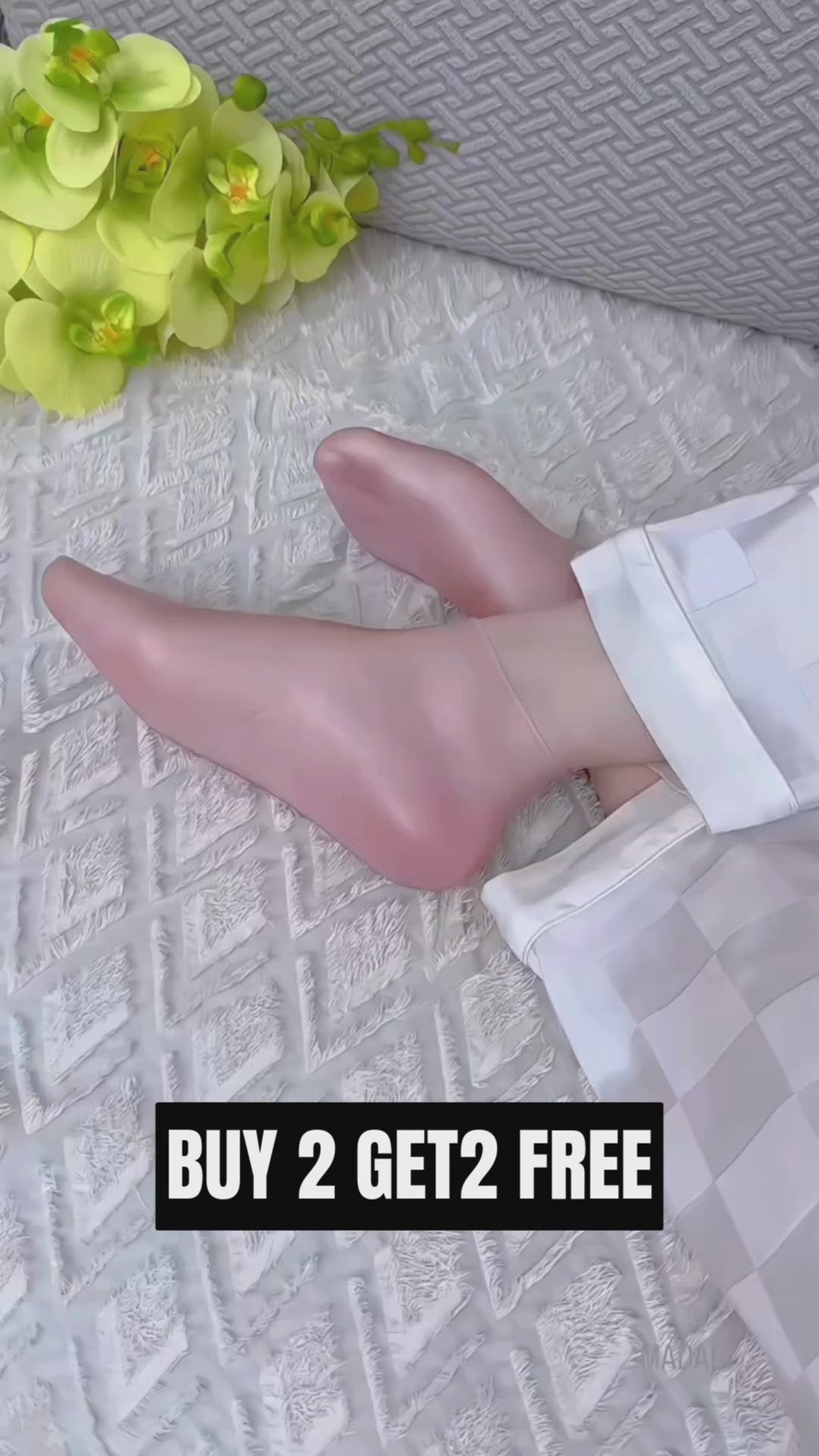 Silicone Heel Protector – Gel Moisturizing Foot Socks (BUY 1 GET 1 FREE) ,